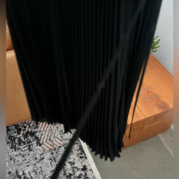 Aritzia Wilfred Beaune Dress - Picture 5 of 7